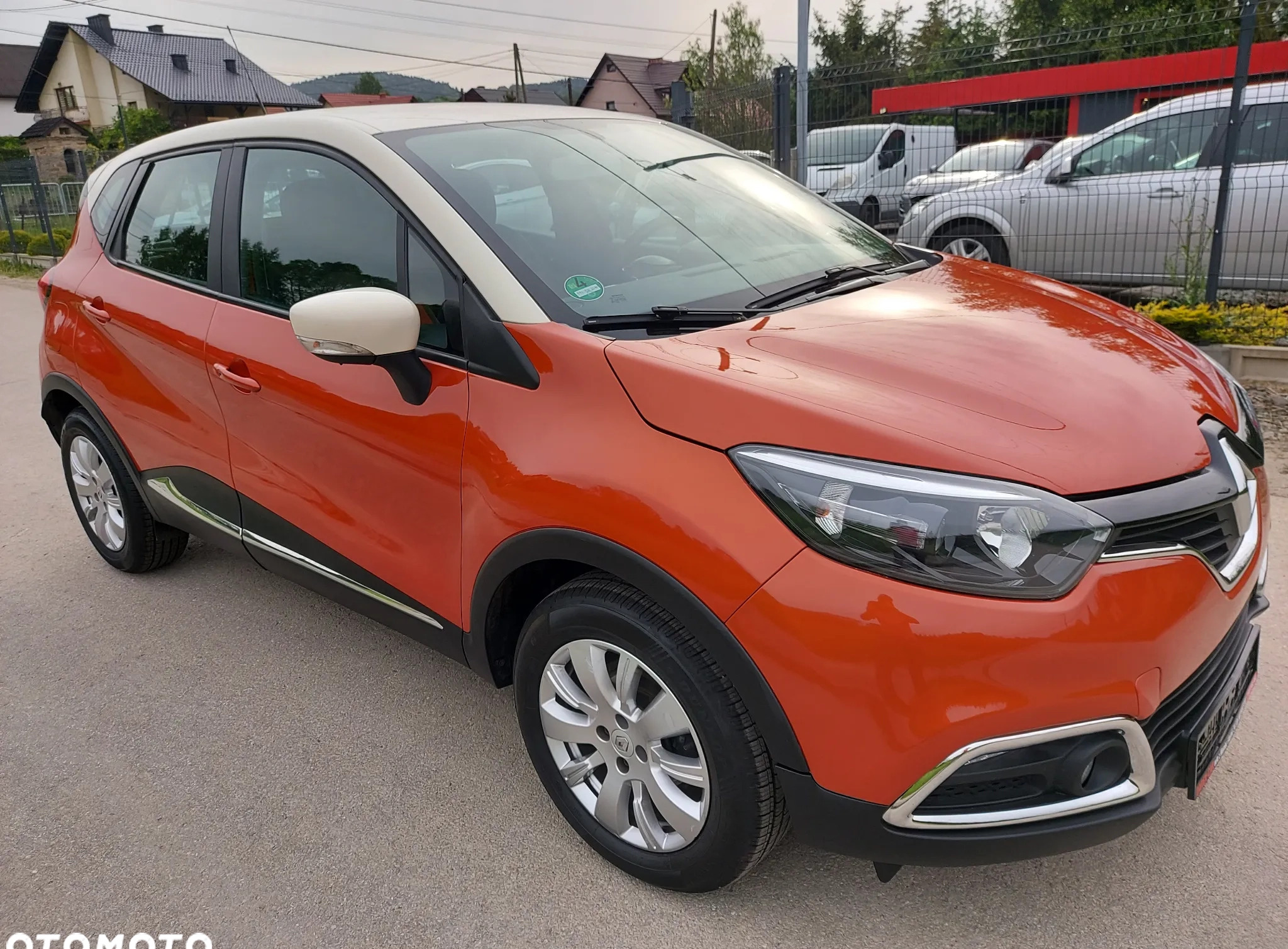 Renault Captur cena 41400 przebieg: 112000, rok produkcji 2014 z Kostrzyn małe 631